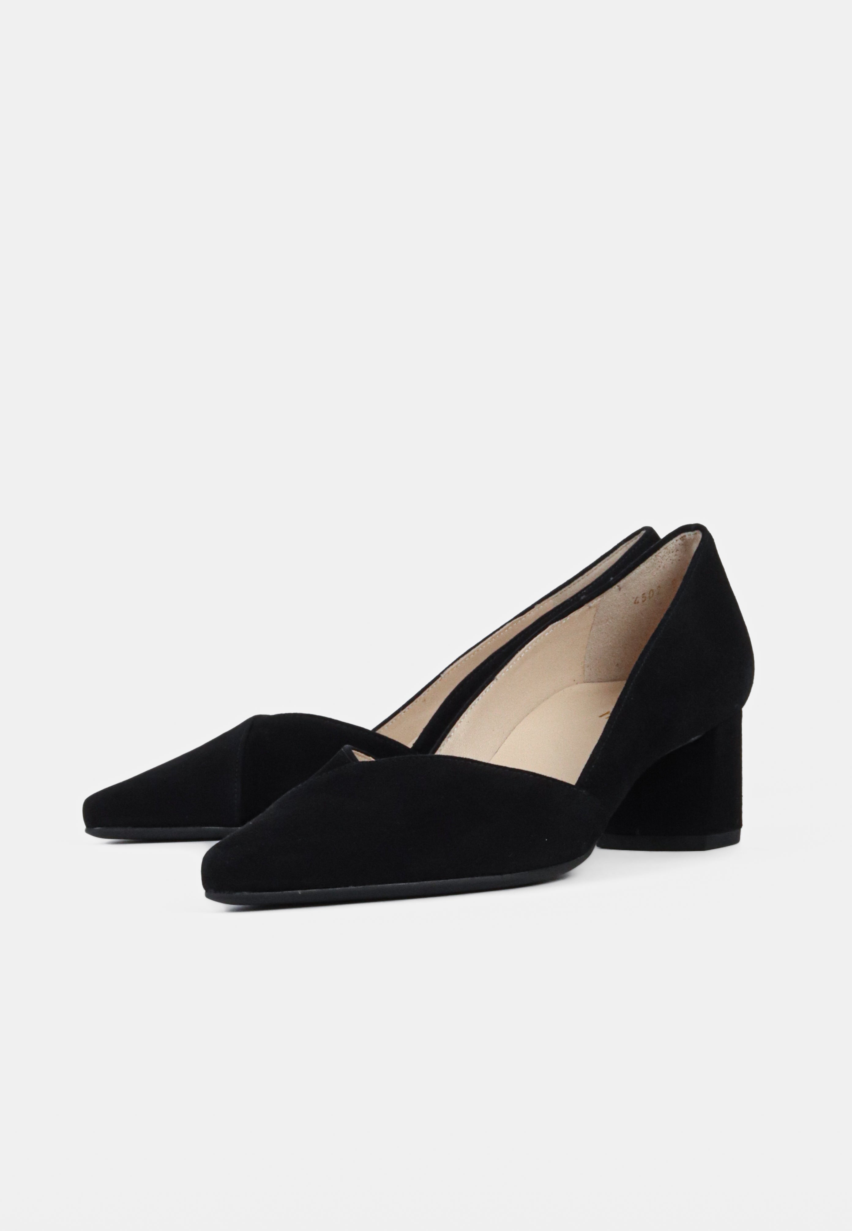 174502 pump - Black