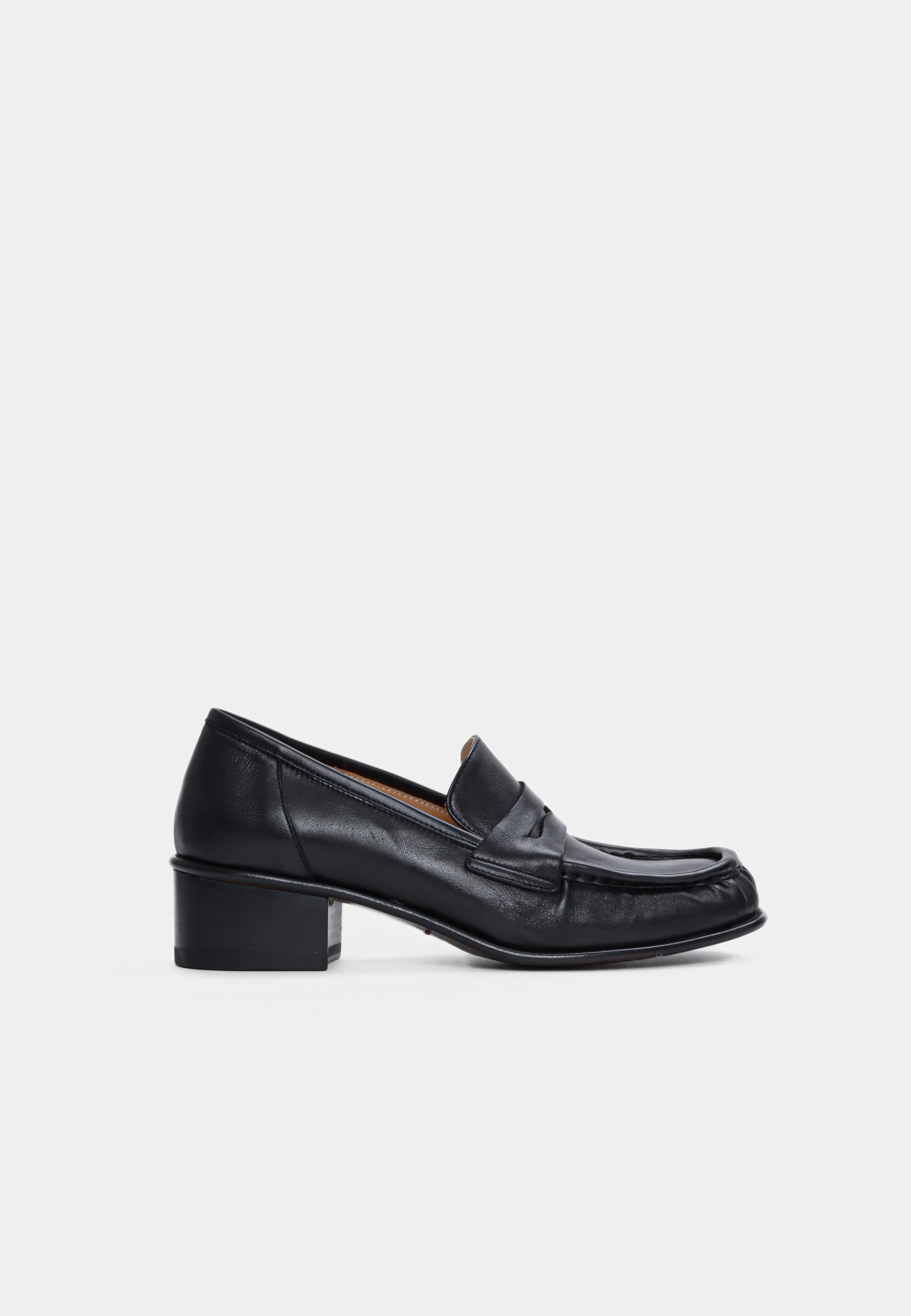 6300 pump - Black