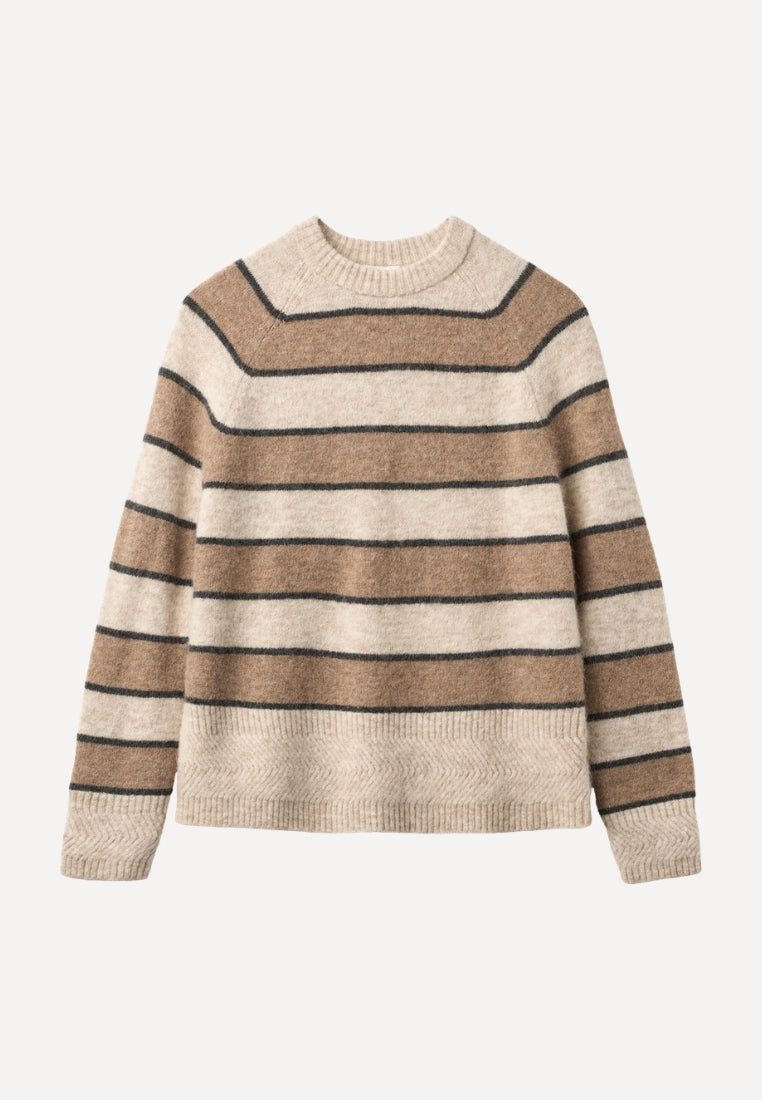 Nanna striktrøje - Camel Stripe