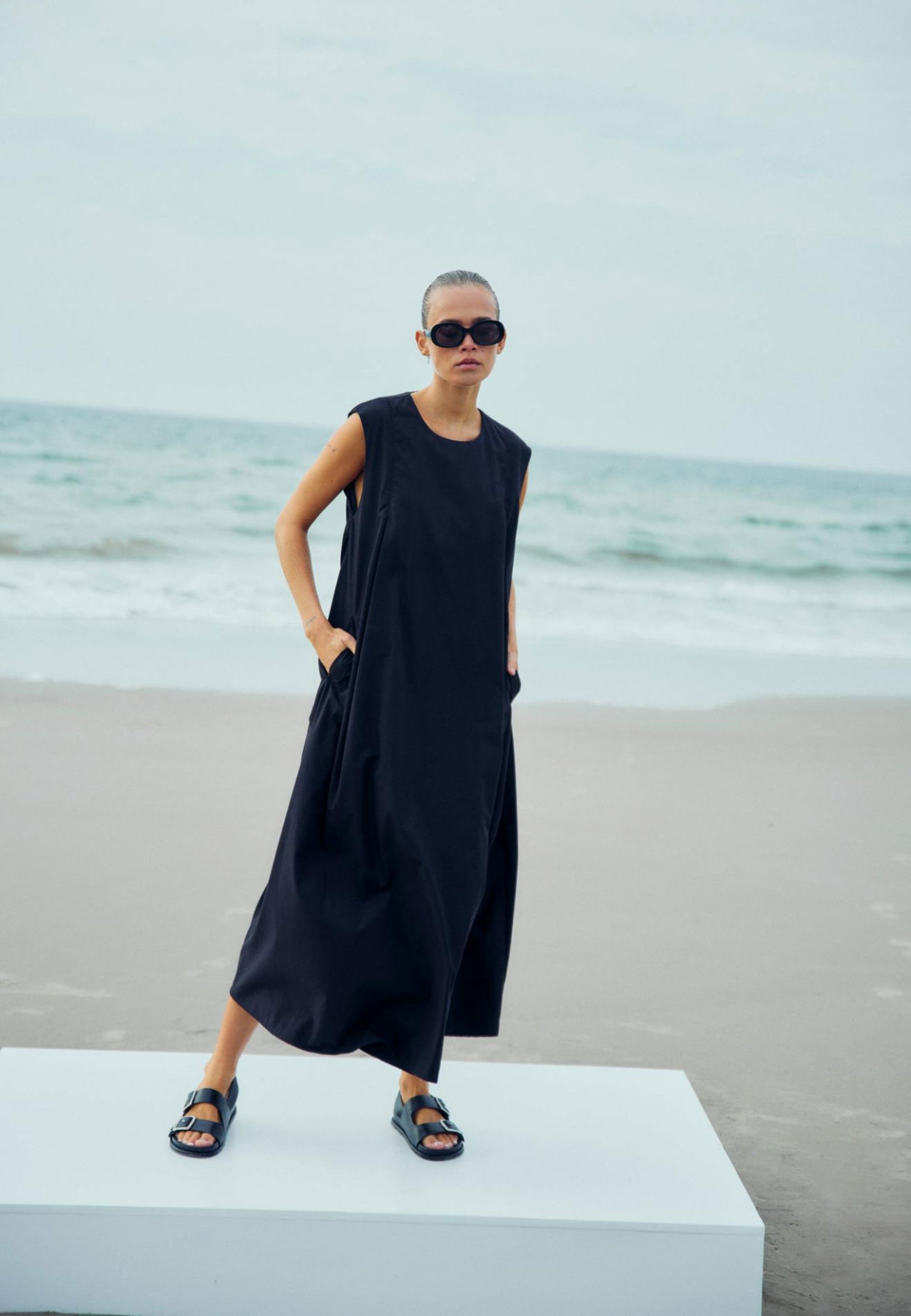 WBLagneta Midi kjole - Black