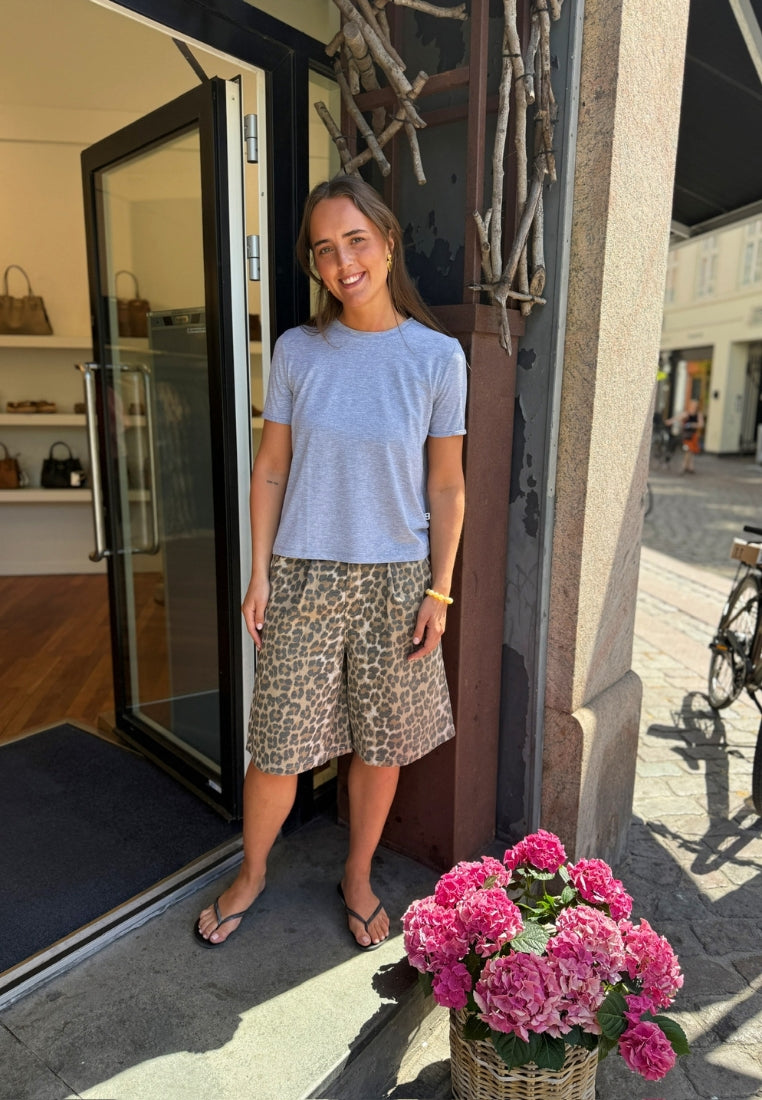 Saga Cotton shorts - Leo