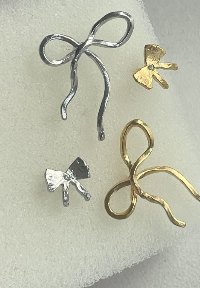 Petit Bow ørering - Silver