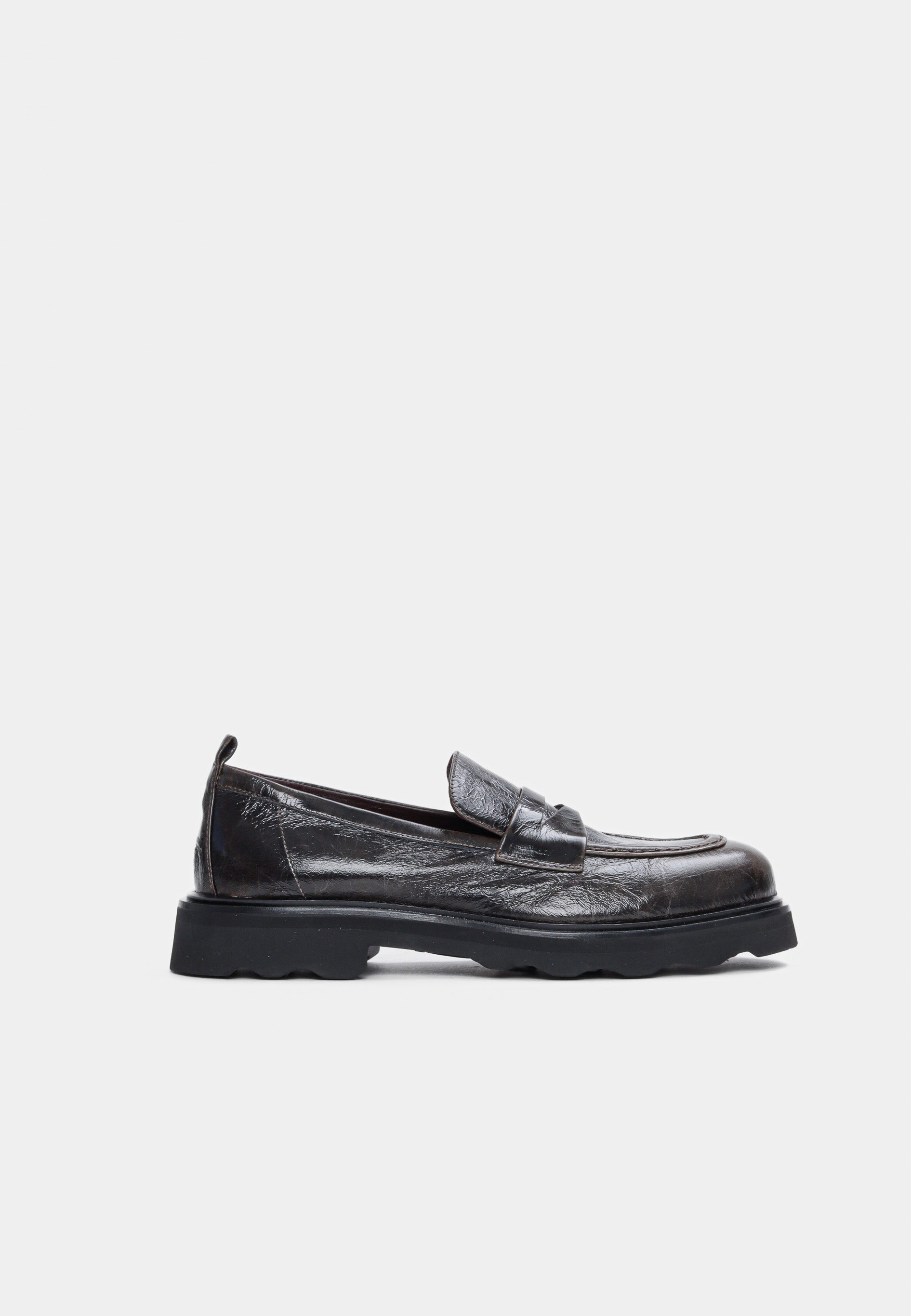 2205 loafer - Naplak Coffee