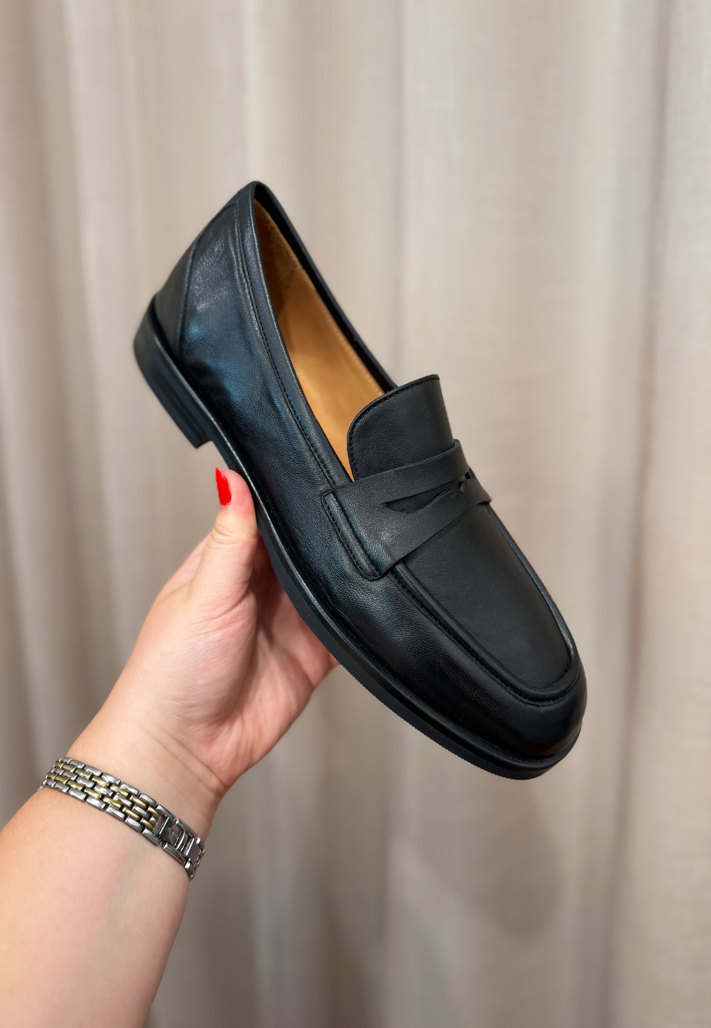 5551 loafer - Black