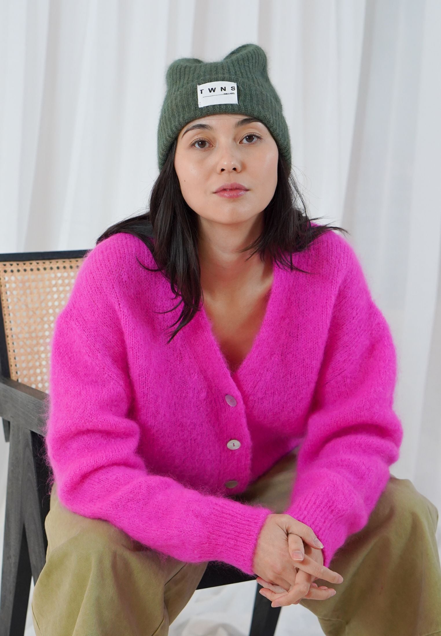 Malia cardigan  - Neon Pink