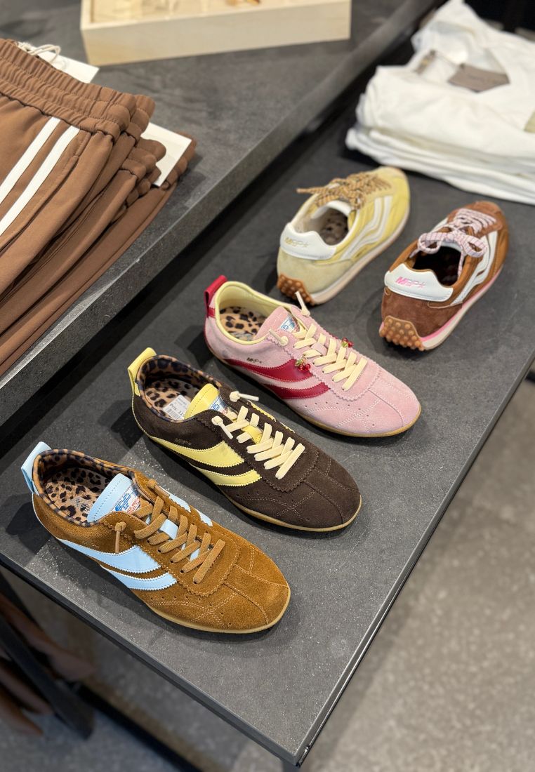 Runaway V8 sneaker - Pink/Bordeaux