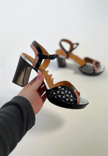 Chie Mihara - Keny sandal - Black/rose