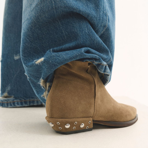 For&aring;rets trends&aelig;tter: BUKELA